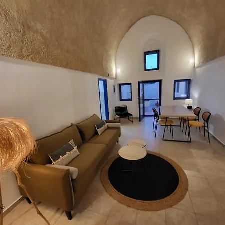 Luxury Cave Houses Mesaria